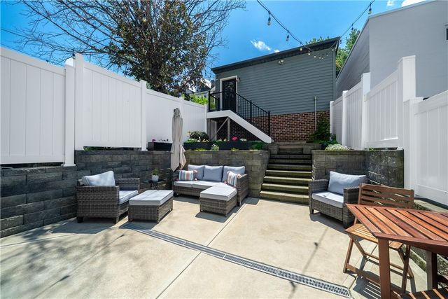 5324 Keystone St, Lawrenceville, PA 15201
