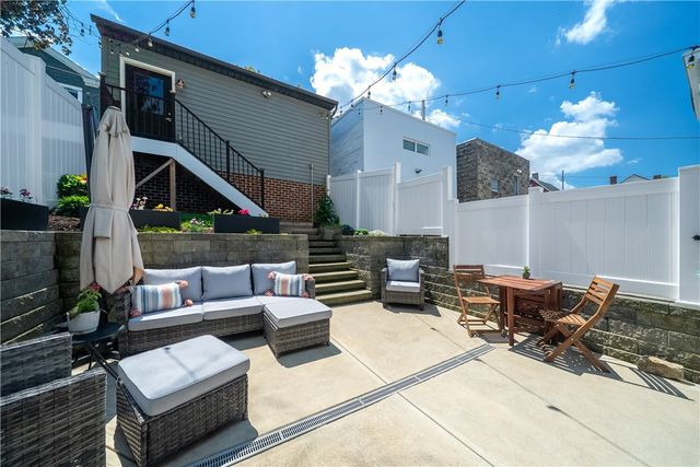 5324 Keystone St, Lawrenceville, PA 15201