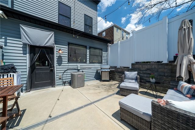 5324 Keystone St, Lawrenceville, PA 15201