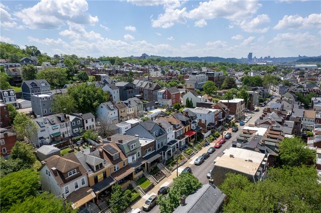 5324 Keystone St, Lawrenceville, PA 15201