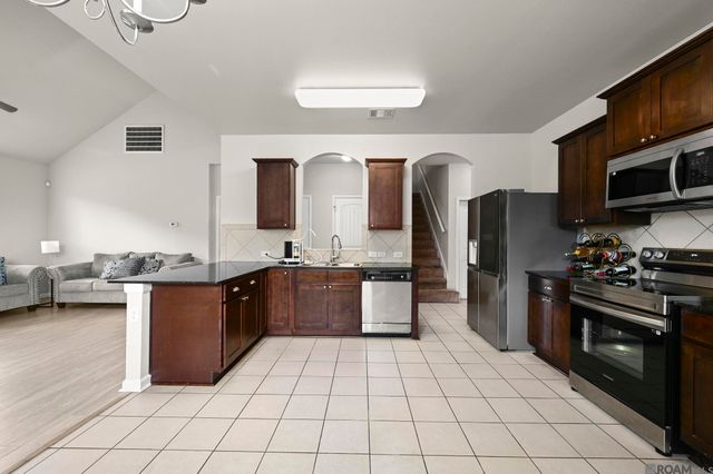 10709 Braves Ave, Denham Springs, LA 70726
