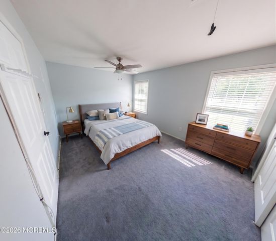 4 Vassar Place, Morganville, NJ 07751