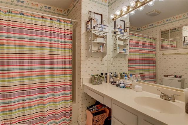 8921 Harpers Grove Lane, Clemmons, NC 27012
