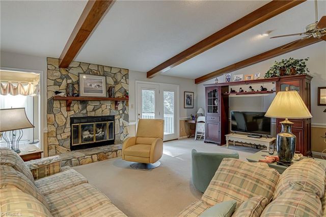 8921 Harpers Grove Lane, Clemmons, NC 27012