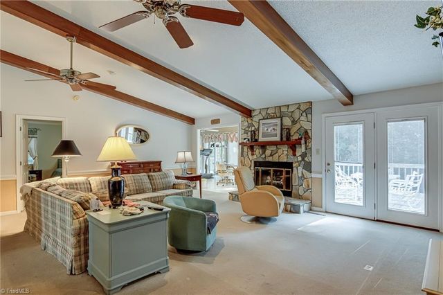 8921 Harpers Grove Lane, Clemmons, NC 27012