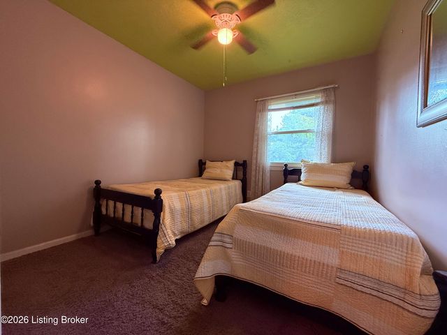615 Rymer Way, Louisville, KY 40223
