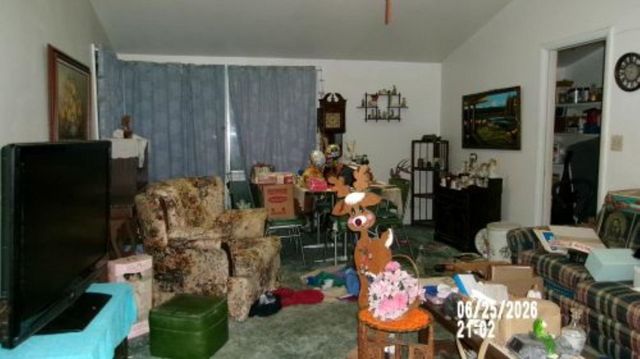1313 Hartford, Salina, KS 67401