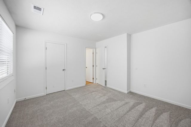 3304 Fall Court, Lexington, KY 40515