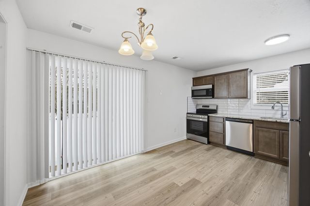 3304 Fall Court, Lexington, KY 40515