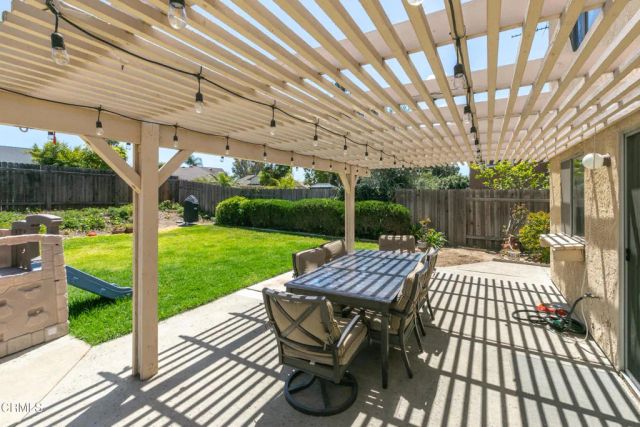2190 Klamath Drive, Camarillo, CA 93010
