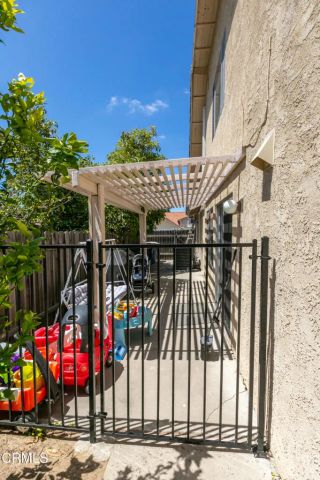 2190 Klamath Drive, Camarillo, CA 93010
