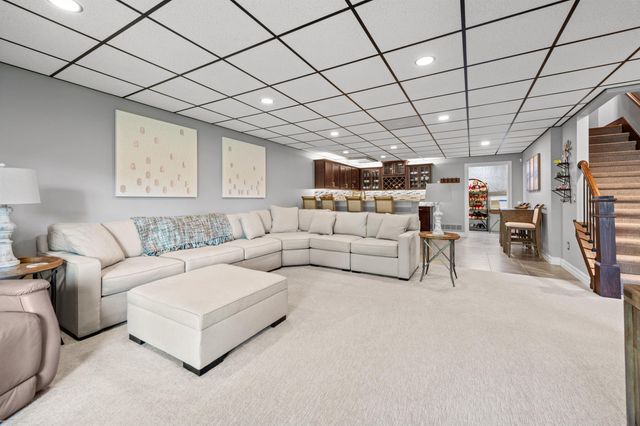 21186 Lilac Lane 155, Clinton Township, MI 48036