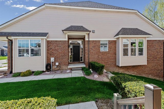 21186 Lilac Lane 155, Clinton Township, MI 48036