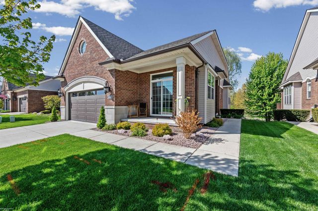 21186 Lilac Lane 155, Clinton Township, MI 48036