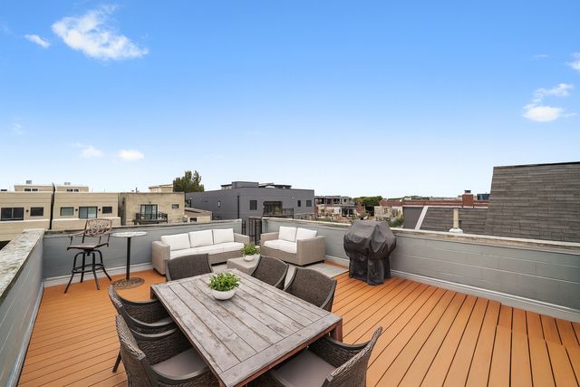 926 N WINCHESTER Avenue 3, Chicago, IL 60622