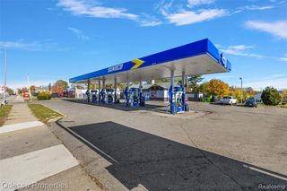 186 N Gratiot Avenue, Mount Clemens, MI 48043