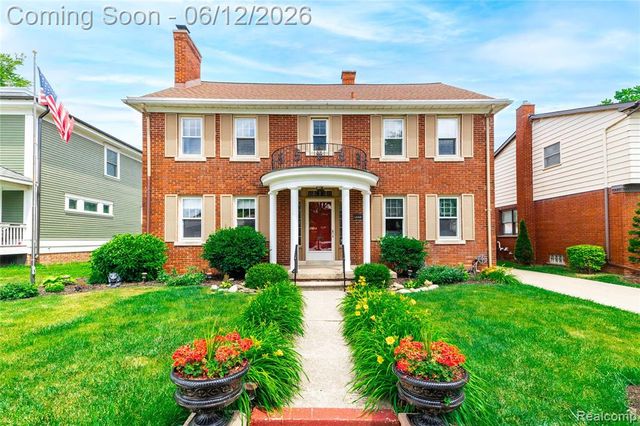 120 Superior Boulevard, Wyandotte, MI 48192