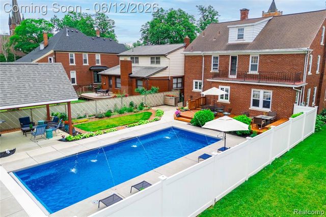 120 Superior Boulevard, Wyandotte, MI 48192