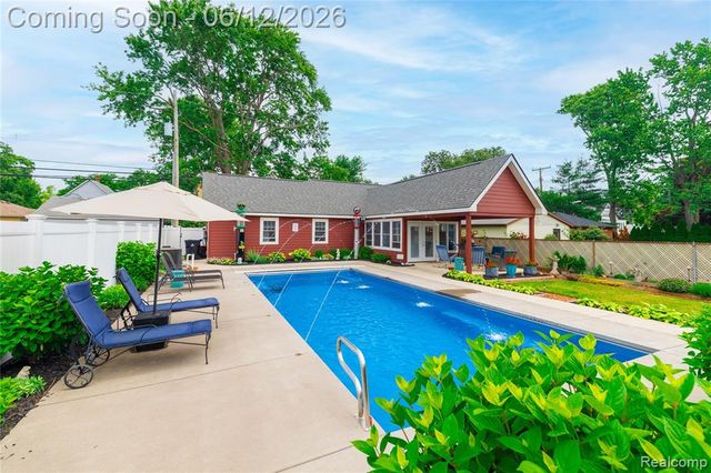 120 Superior Boulevard, Wyandotte, MI 48192
