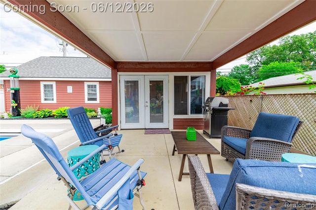 120 Superior Boulevard, Wyandotte, MI 48192