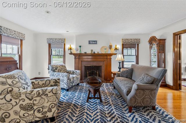 120 Superior Boulevard, Wyandotte, MI 48192