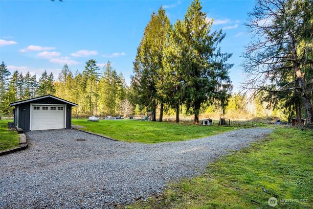4705 354th Street E, Eatonville, WA 98328