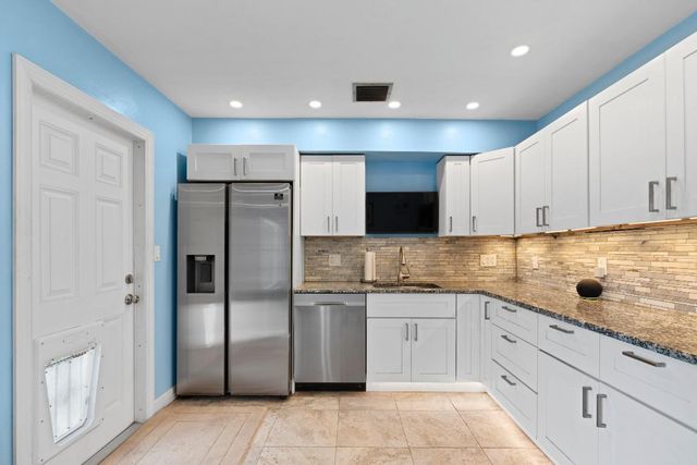 315 SW 6th Court, Boynton Beach, FL 33426