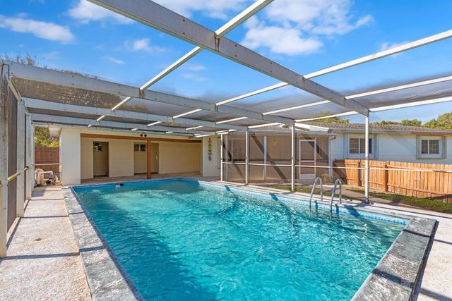 315 SW 6th Court, Boynton Beach, FL 33426