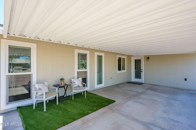 9702 W PINERIDGE Drive, Sun City, AZ 85351