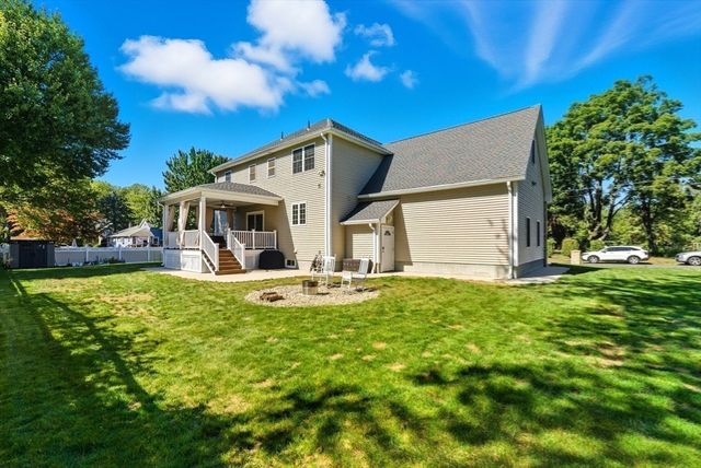 147 Grandview Ave, West Springfield, MA 01089
