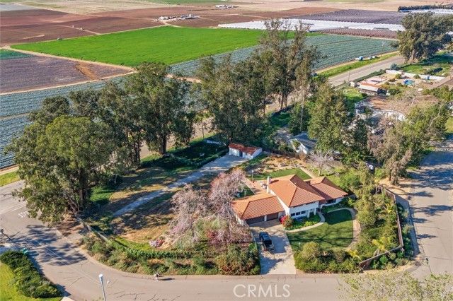 2152 Lake Marie, Santa Maria, CA 93455