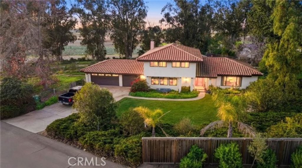 2152 Lake Marie, Santa Maria, CA 93455