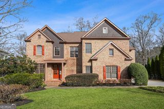 225 Lake Summit View, Atlanta, GA 30342