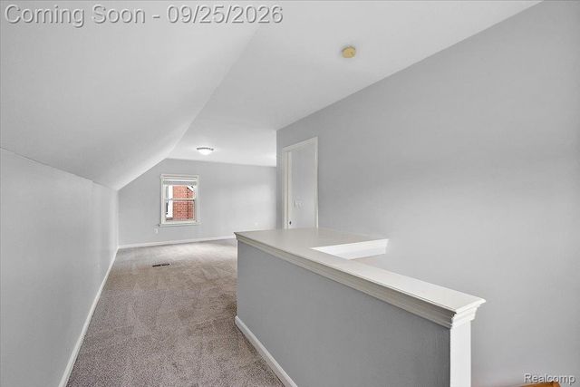 3225 N Vermont Avenue, Royal Oak, MI 48073