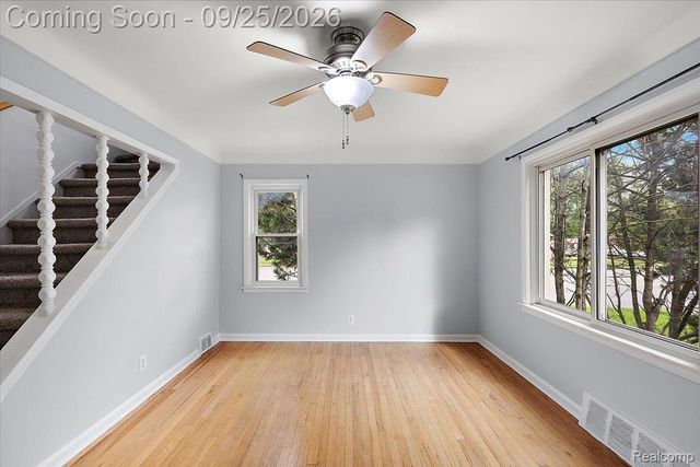 3225 N Vermont Avenue, Royal Oak, MI 48073