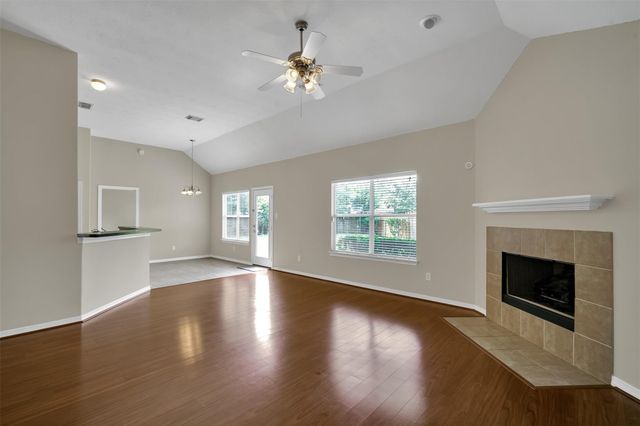 1802 Tavish Lane, Conroe, TX 77301