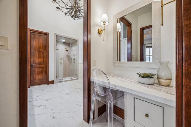 838 Ashland Street, Houston, TX 77007