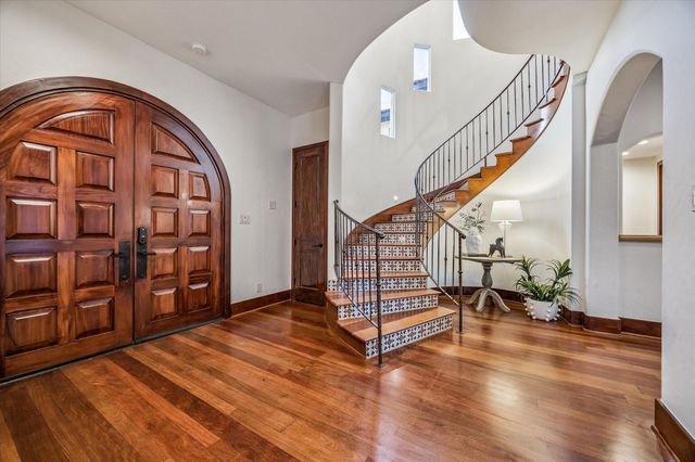 838 Ashland Street, Houston, TX 77007