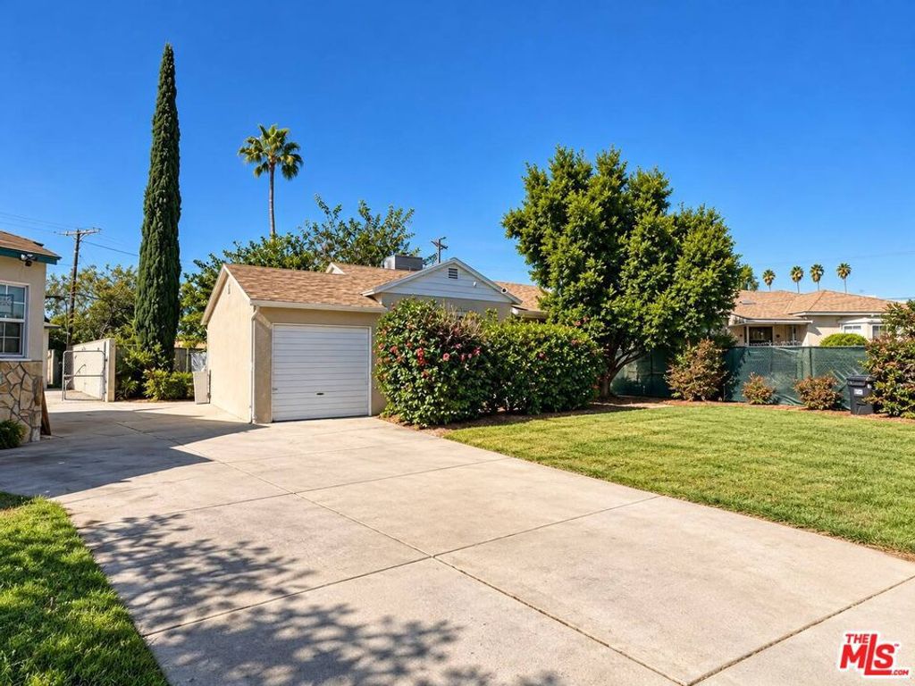 8015 Tilden Avenue, Panorama City, CA 91402 — photo 3