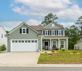 597 Heritage Downs Dr., Conway, SC 29526