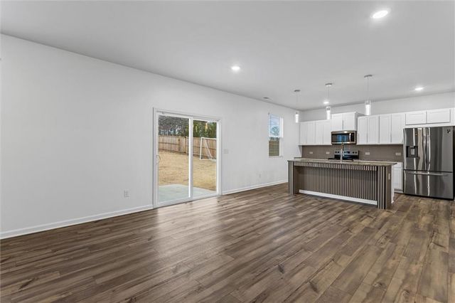 909 Prudence Drive, Lawrenceville, GA 30045