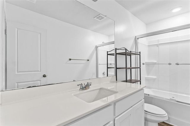 909 Prudence Drive, Lawrenceville, GA 30045