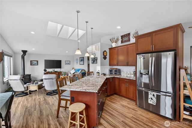 2729 Van Dee Avenue, Greenbank, WA 98253