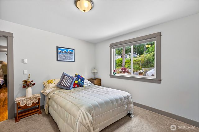 2729 Van Dee Avenue, Greenbank, WA 98253