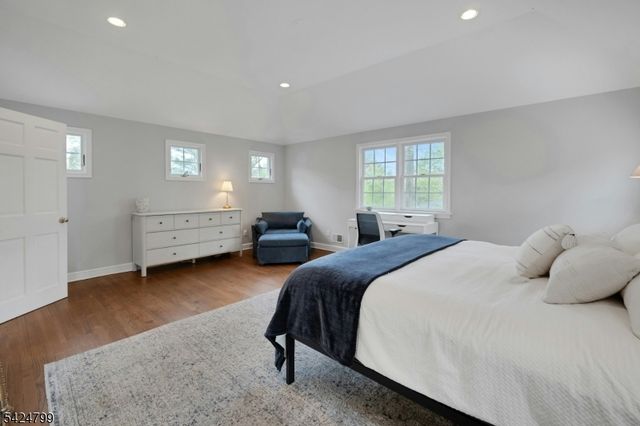 1437 Whipporwill Way, Mountainside Boro, NJ 07092