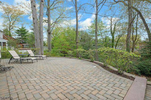 1437 Whipporwill Way, Mountainside Boro, NJ 07092