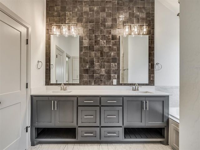 6513 NW 148th Street, Oklahoma City, OK 73142