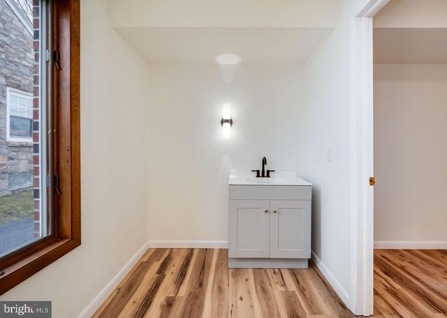 3611 KUTZTOWN RD, Reading, PA 19605