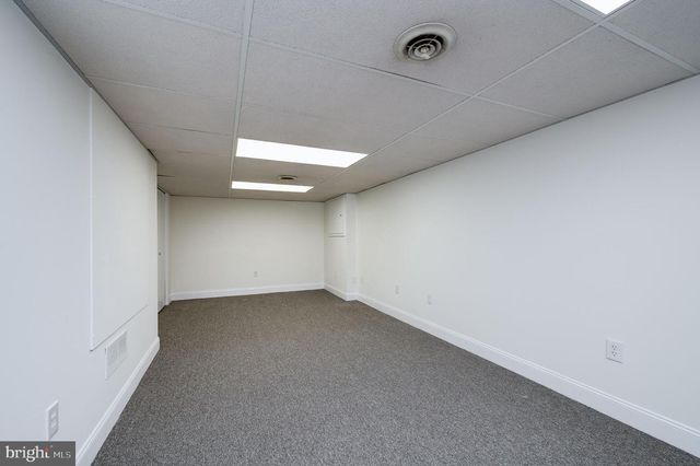 3611 KUTZTOWN RD, Reading, PA 19605