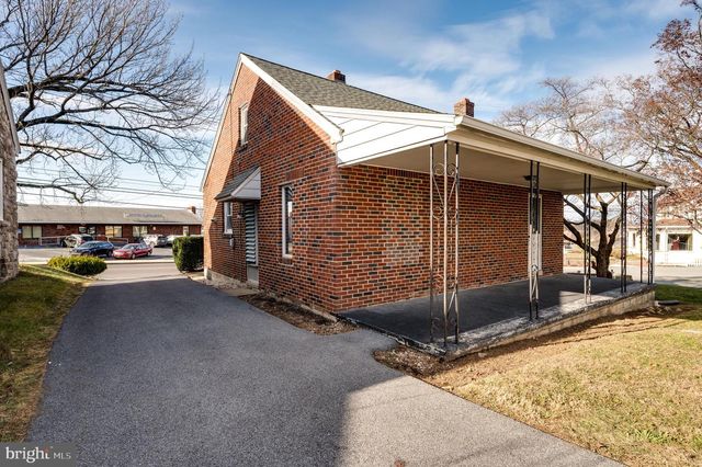 3611 KUTZTOWN RD, Reading, PA 19605